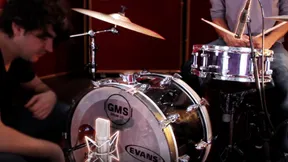 Das Aufnehmen einer Bassdrum mit 2 Mikrofonen