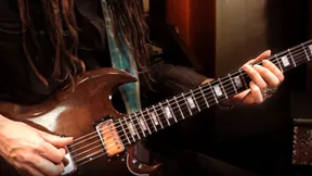 Produktion von kraftvollen Gitarrenklängen