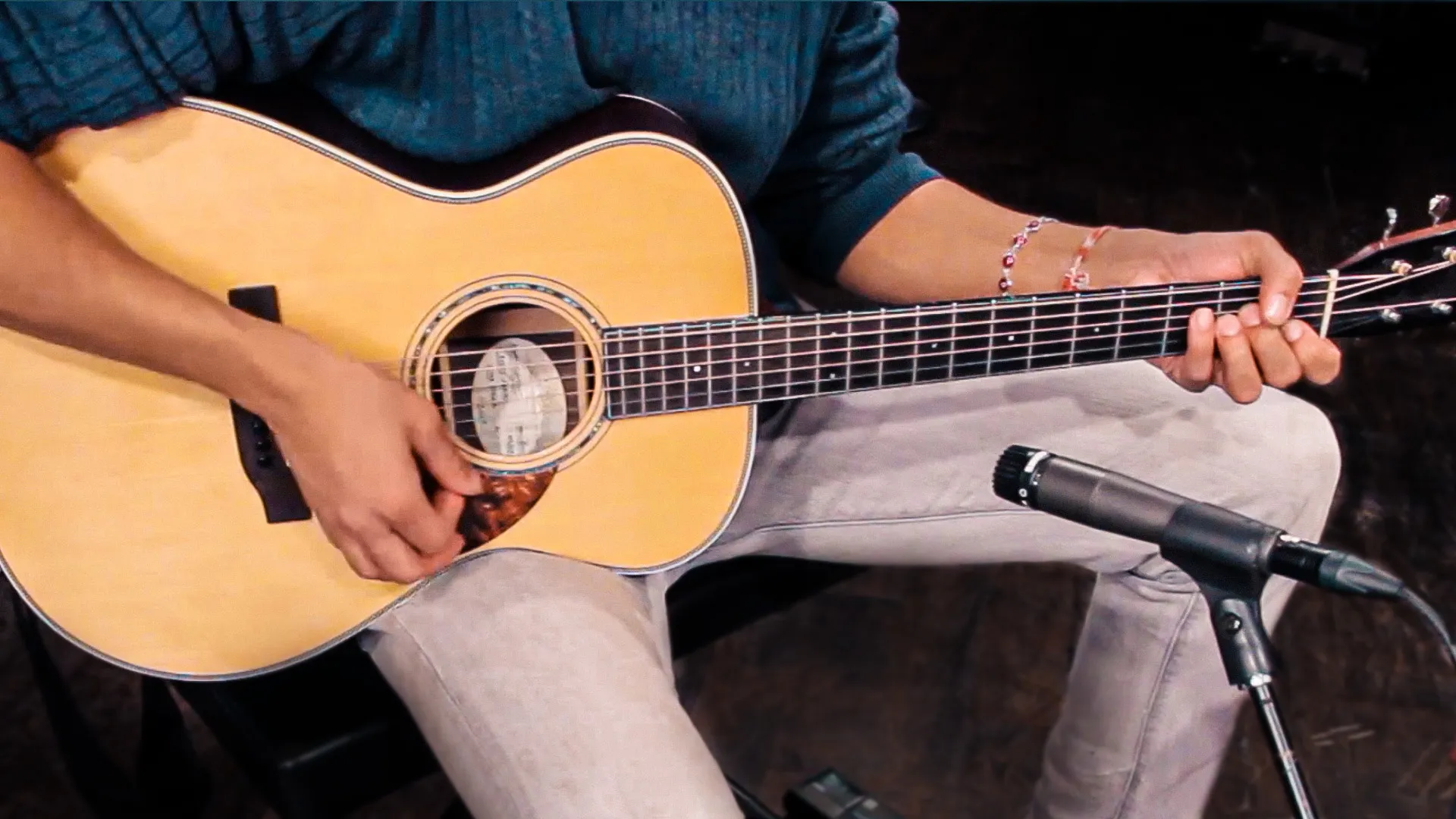 Rastreando guitarra acústica
